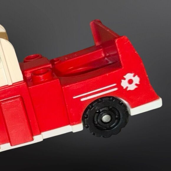 Vintage 1980s Fisher-Price Firetruck Firemen & Puppy Dog Set Red Black White - Picture 3 of 15